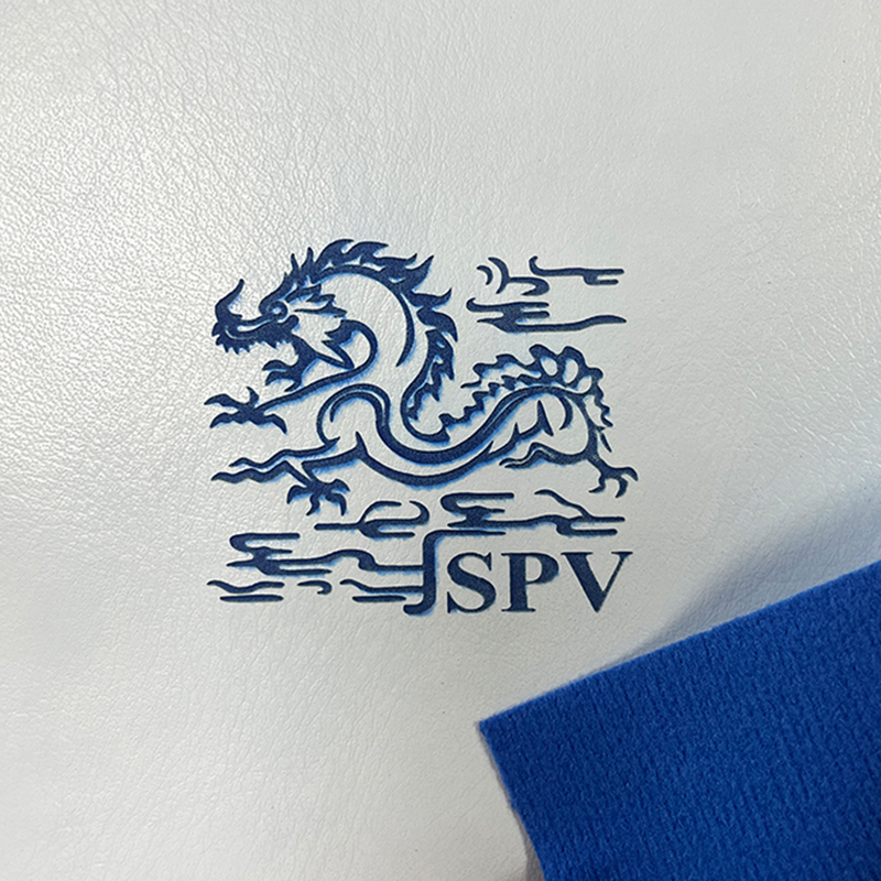 Listovi od sjajne umjetne kože s ljepilom/bez ljepila
